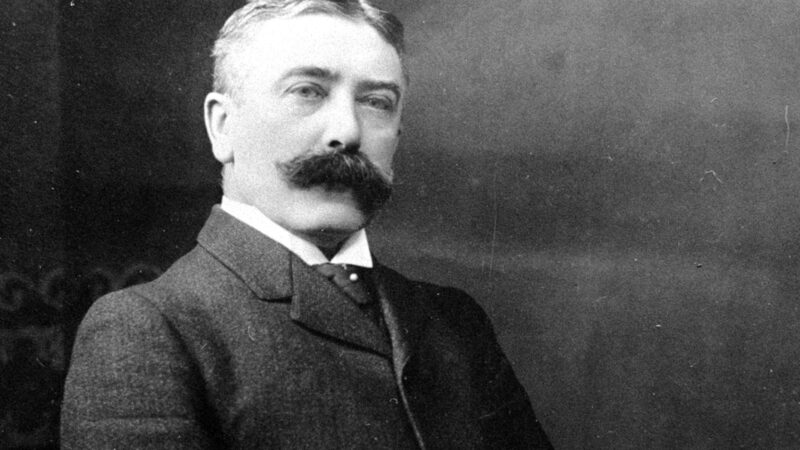 De Saussure: Language and Mental Representations of The World