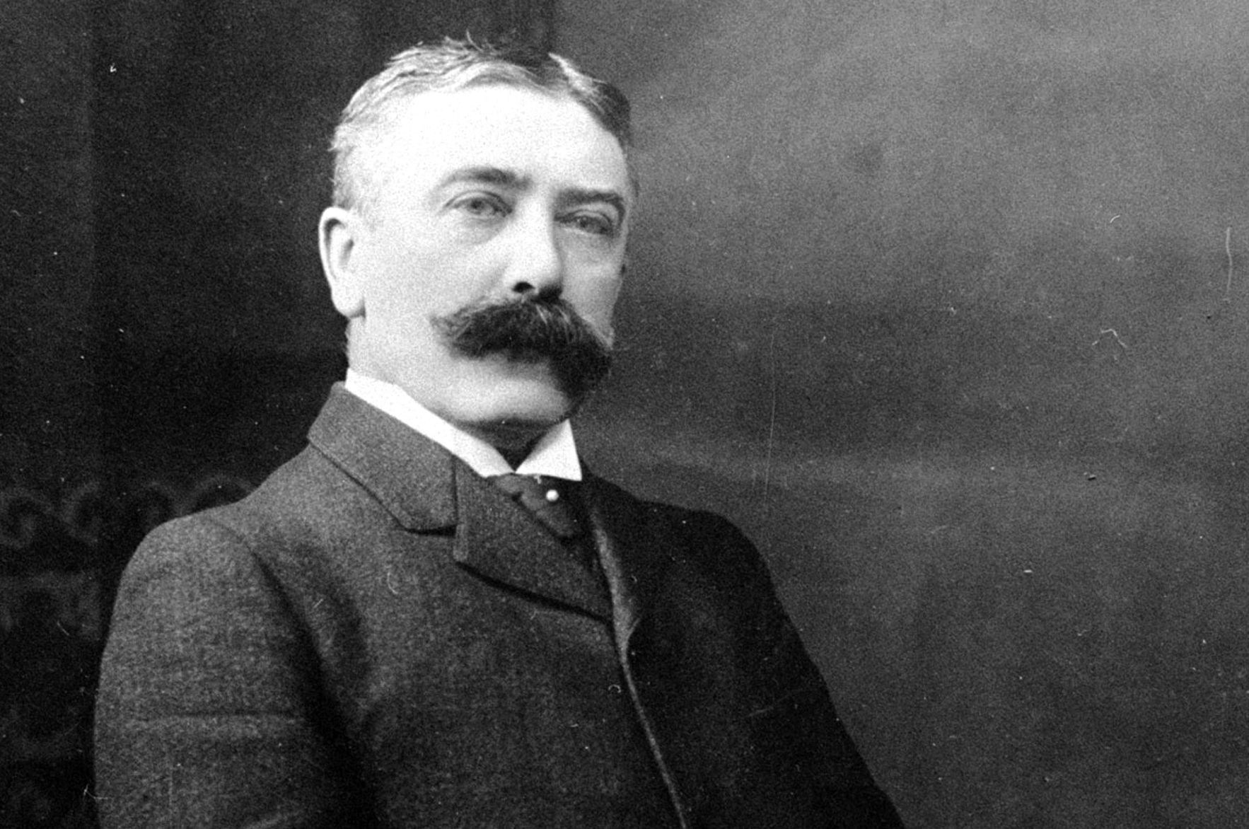 De Saussure: Language and Mental Representations of The World